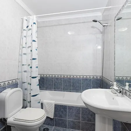 Lagos Beach Apartment *